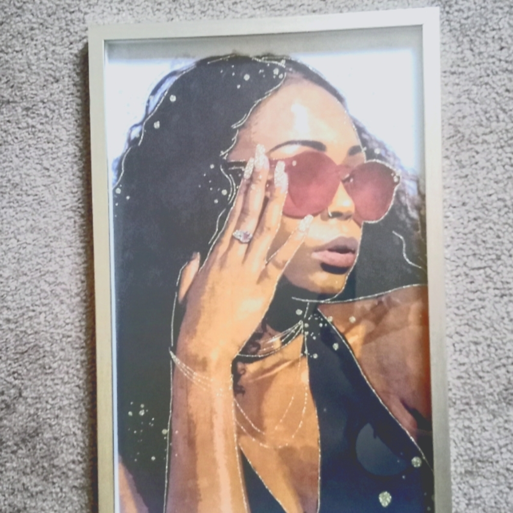 Chic Framed Art with Woman in Red Sunglasses
